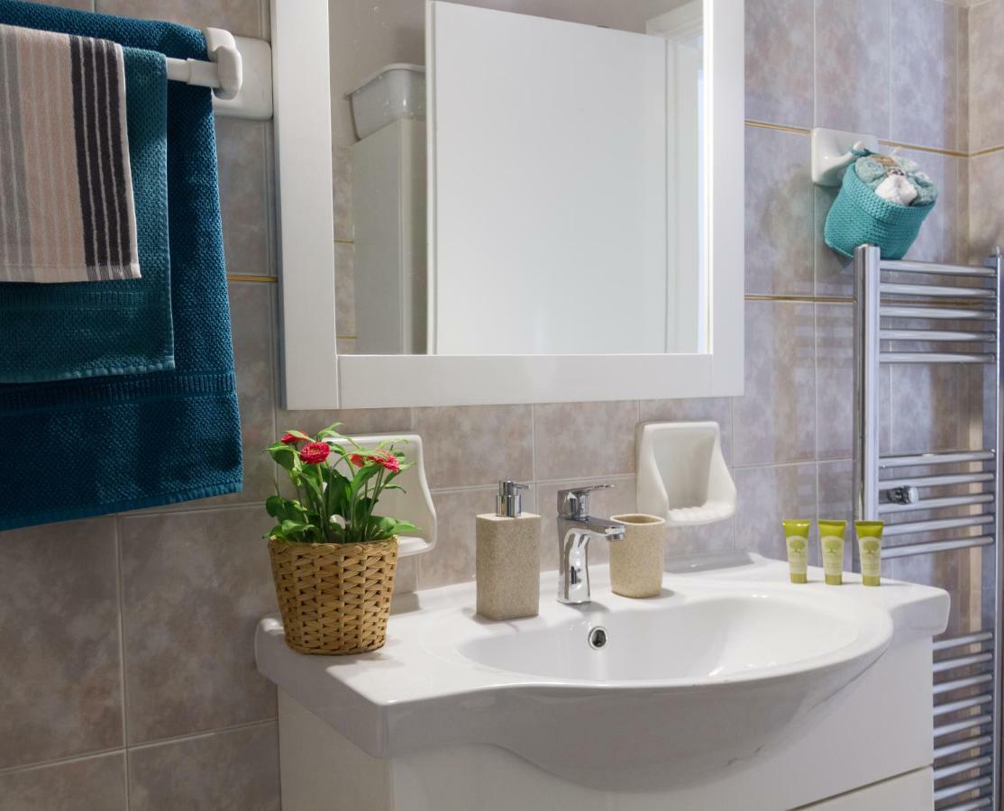 Athens Cozy Gem 2Br Apt - 200Mbps - 10 Min To Acropolis By Subway Exteriör bild